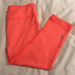 Under Armour capri leggings size M orange